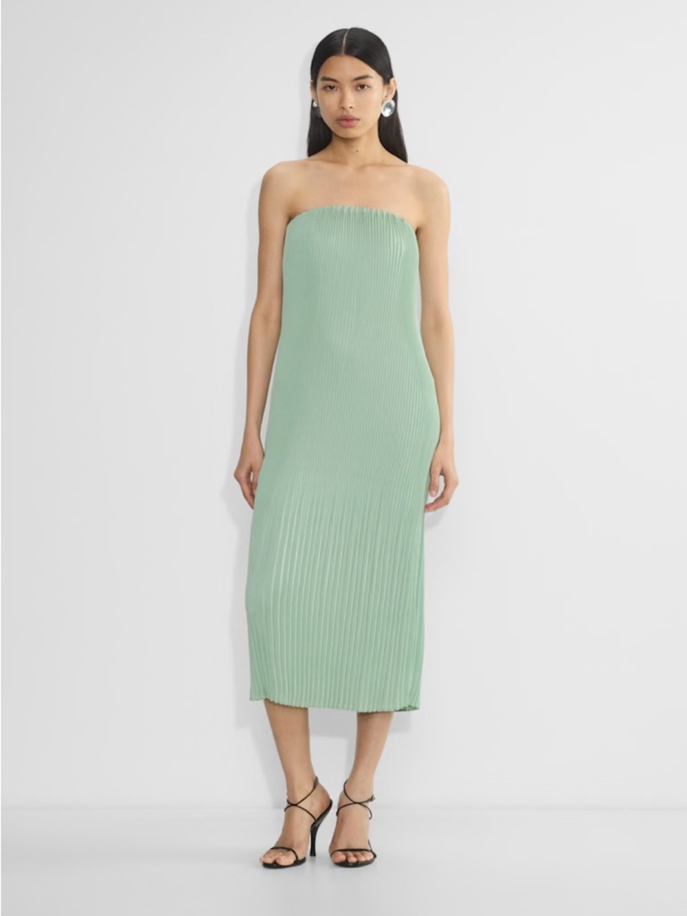 NWT Aritzia Babaton Offer Satin Dress Size Medium Terrace Sage Wedding Guest